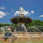 AIX-EN-PROVENCE : Fontaine de la Rotonde